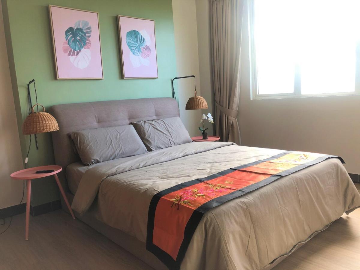 Santubong Suites B Just Like Home Damai Kuching Exterior foto