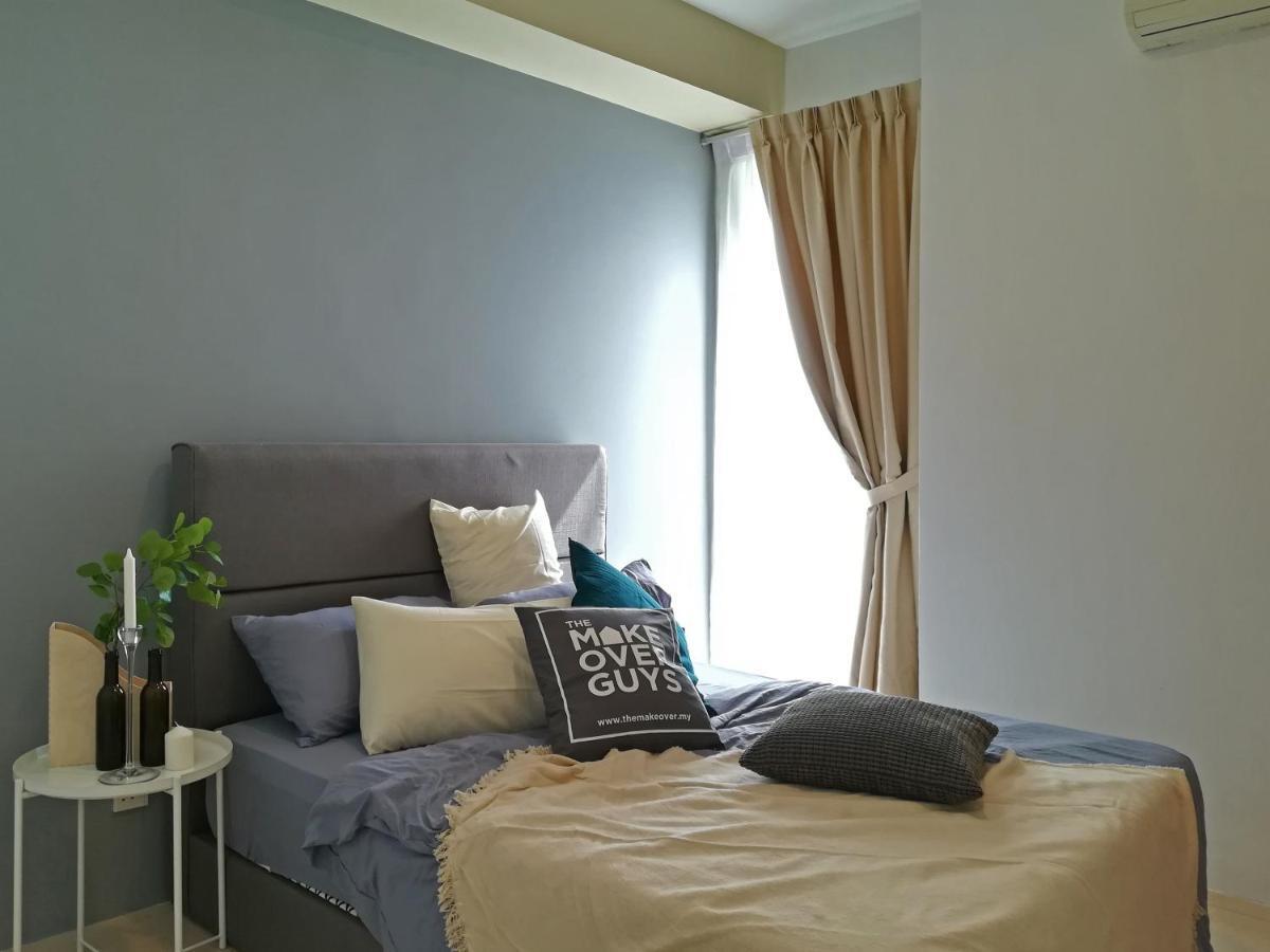 Santubong Suites B Just Like Home Damai Kuching Exterior foto